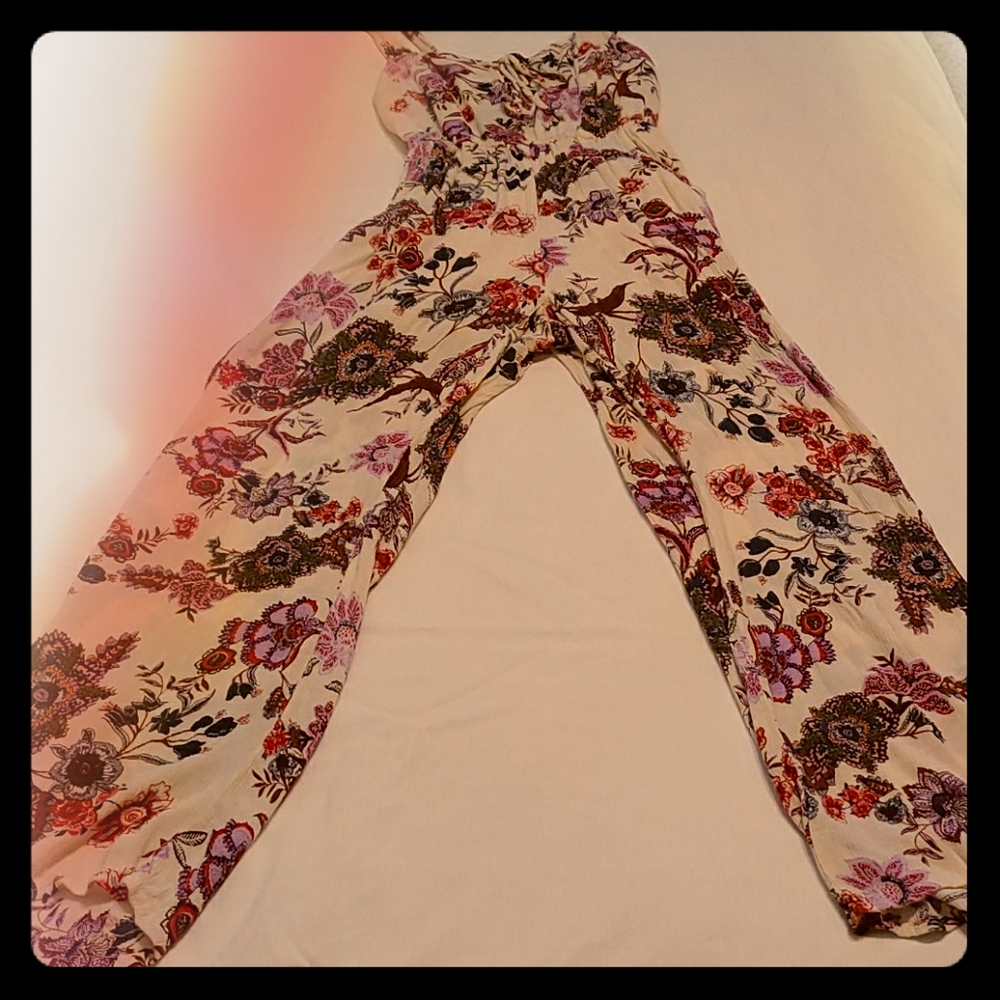 Women Cream and Floral Romper XS